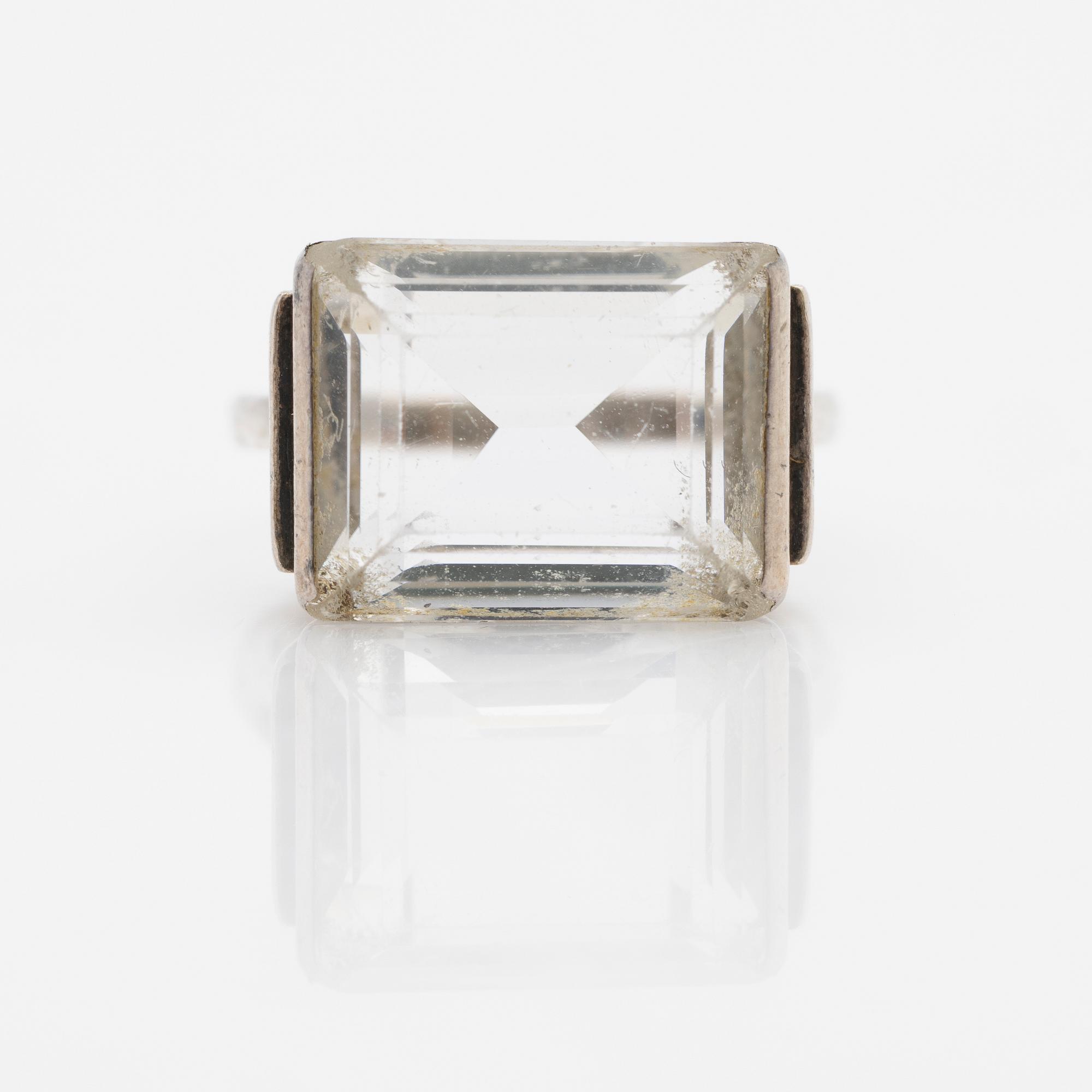 Wiwen Nilsson, Ring, silver with faceted rock crystal, Lund 1947.