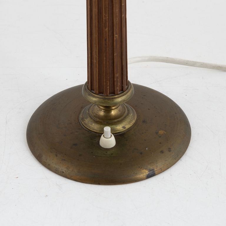 Erik Tidstrand or Bertil Brisborg (Sweden, 1910-1993), a table lamp model "30246", Nordiska Kompaniet, 1940s.