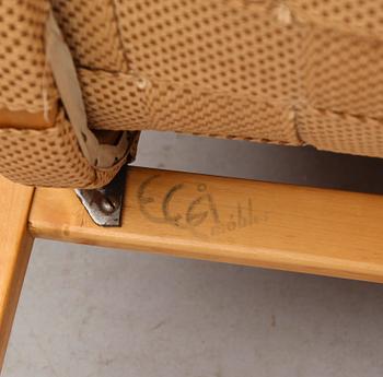 FÅTÖLJ, märkt ECÅ möbler, 1900-talets andra hälft.