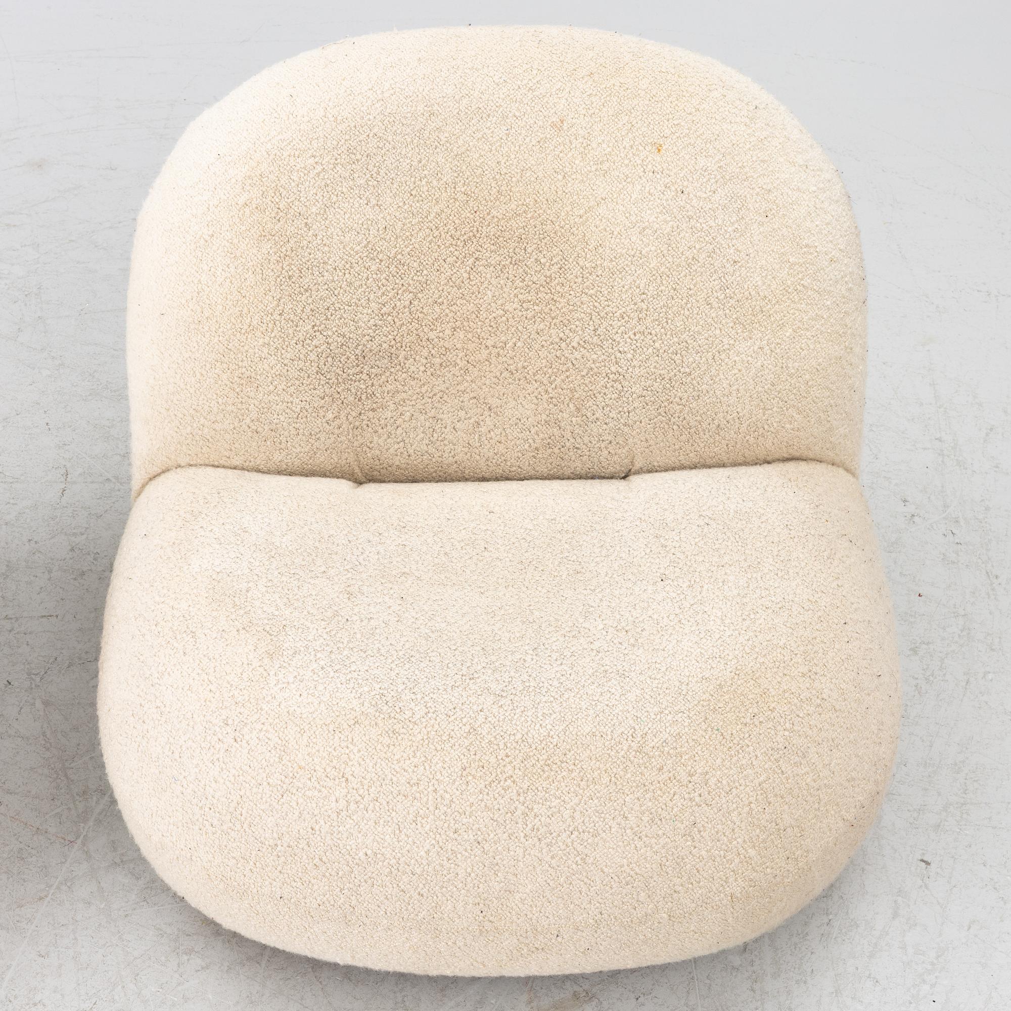 Pierre Paulin, Armchairs, a pair, “Pacha”, Gubi.