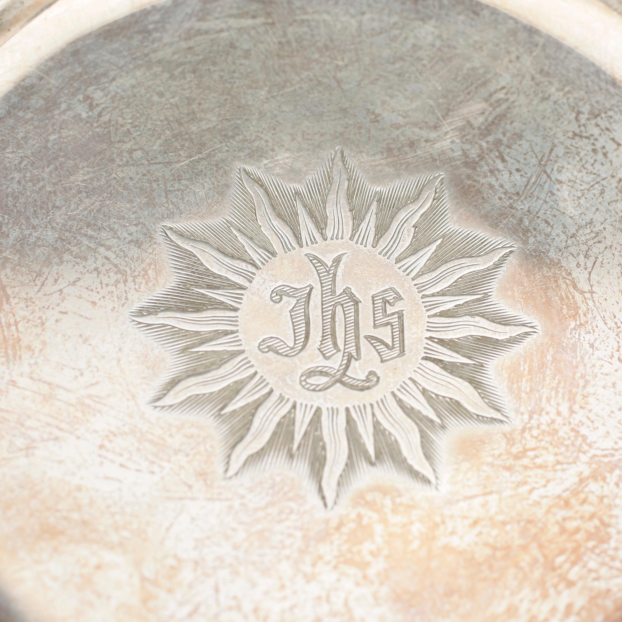 NATTVARDSET, 2 st, silver, bl.a. Hayne & Carter, London, 1800-talets första hälft. Vikt ca 300g.