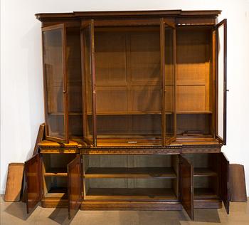 BOKSKÅP, England 1800-talets andra hälft.