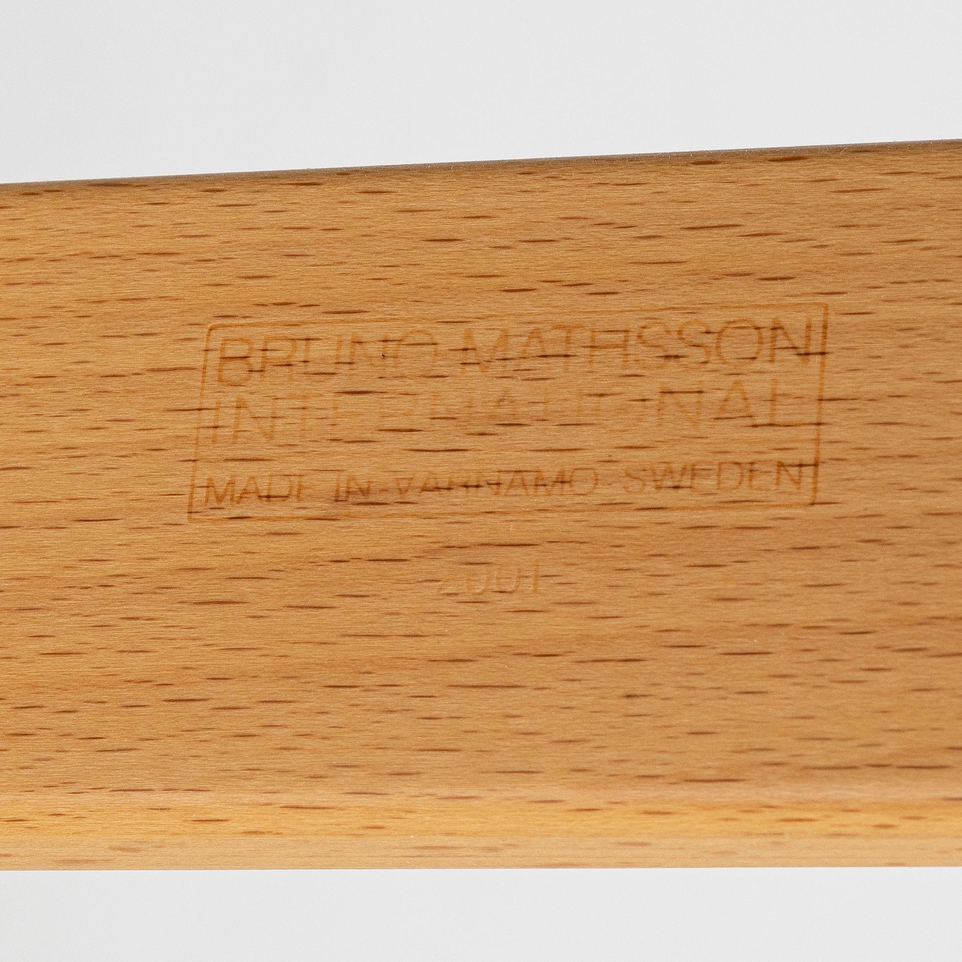 Bruno Mathsson, fåtölj med fotpall, "Pernilla", DUX.