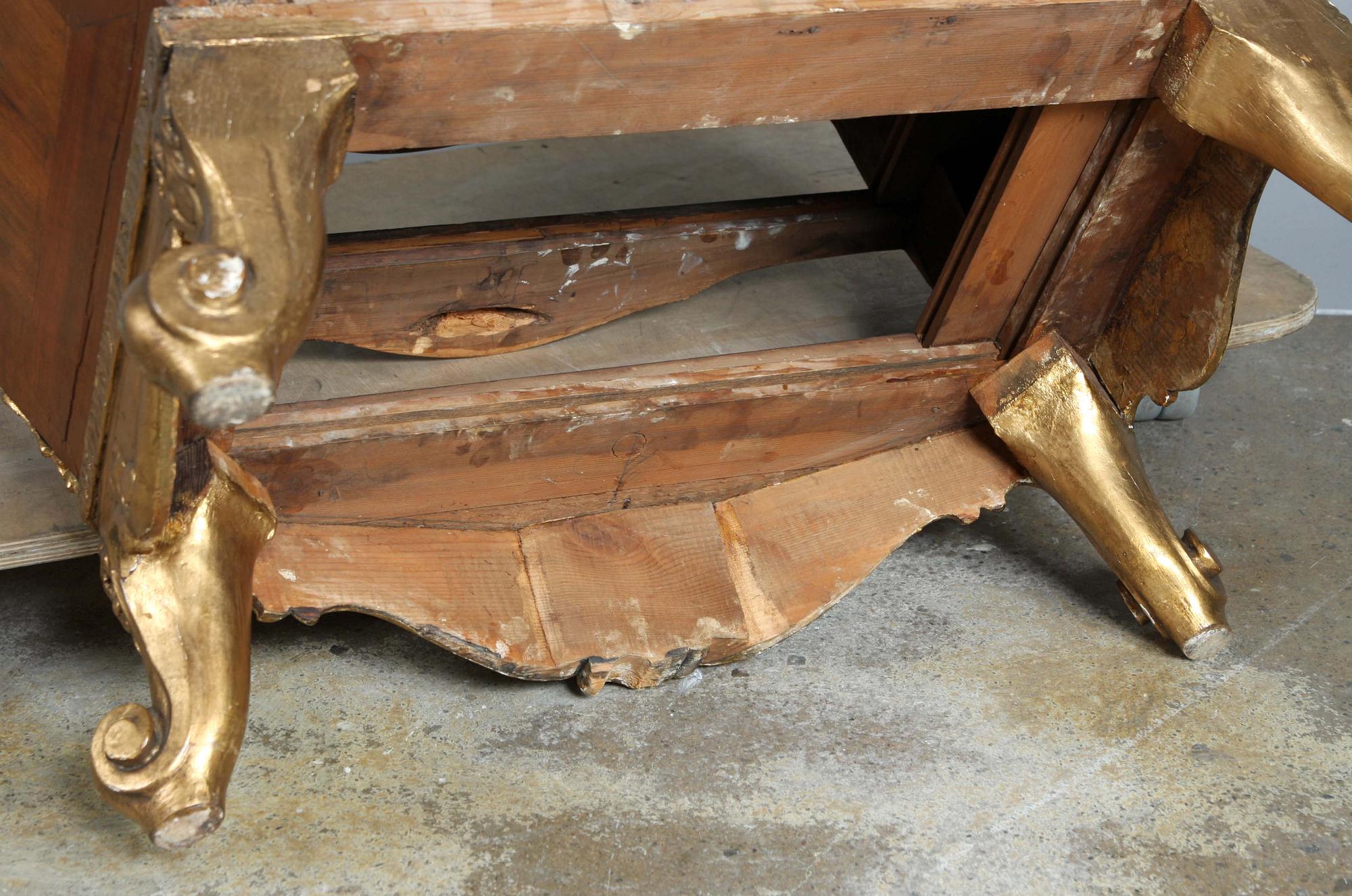 BYRÅ, rokokostil, 1800-1900-tal.