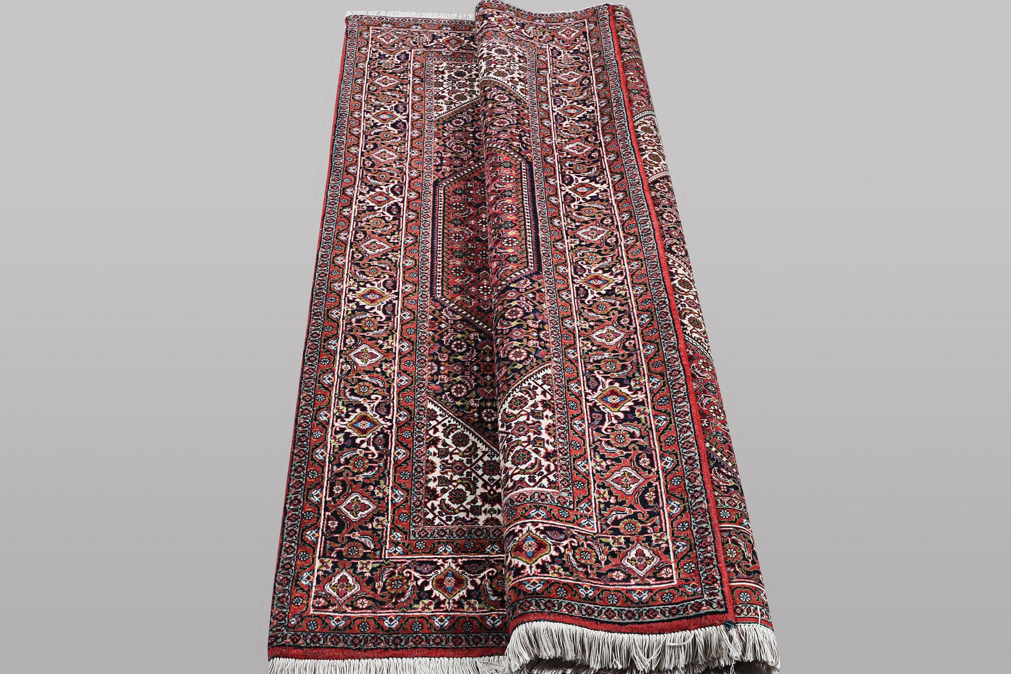 A carpet, Bidjar Takab, ca 204 x 150 cm.