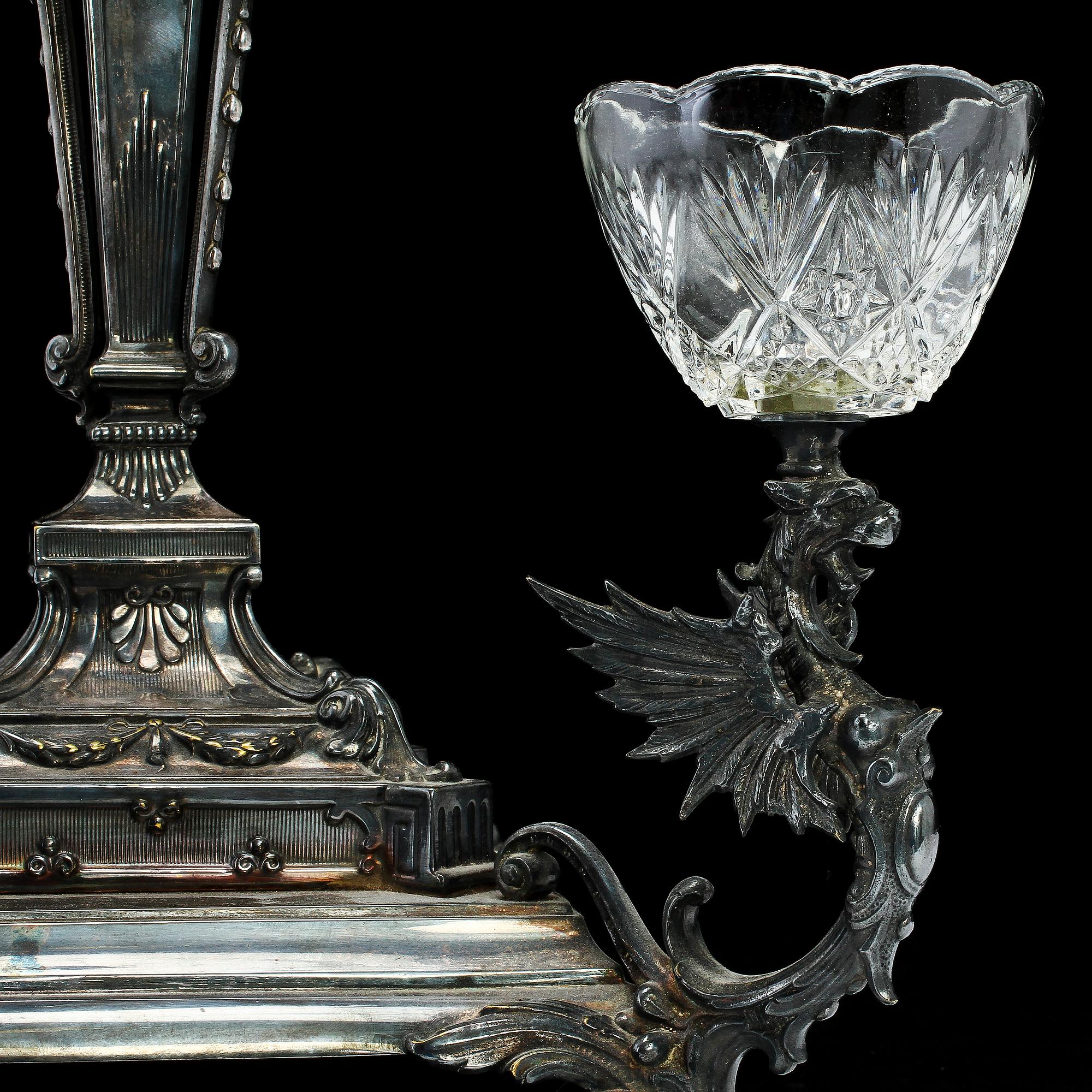 BORDSUPPSATS, nyrenässans, 1800/1900-tal.