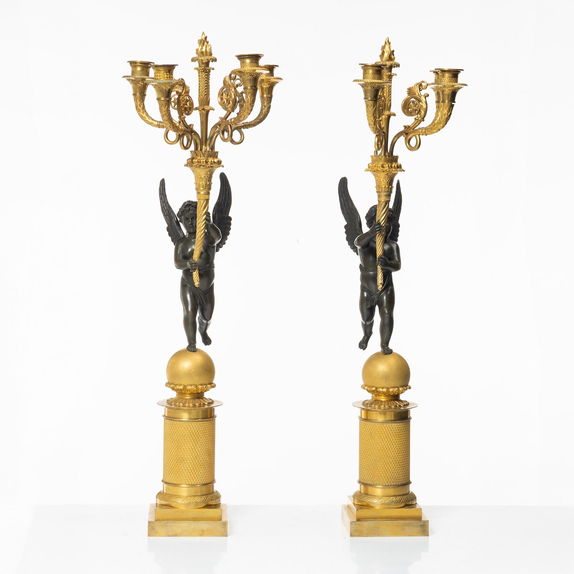 Kandelabrar, ett par, för fyra ljus, Frankrike, 1800-talets början, Empire.
