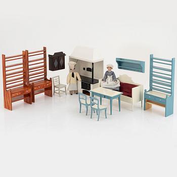 Dollhouse furniture, 13 pieces, Berit Bergström, Nolbyn, Värmland craftsmanship, 1930s/40s.