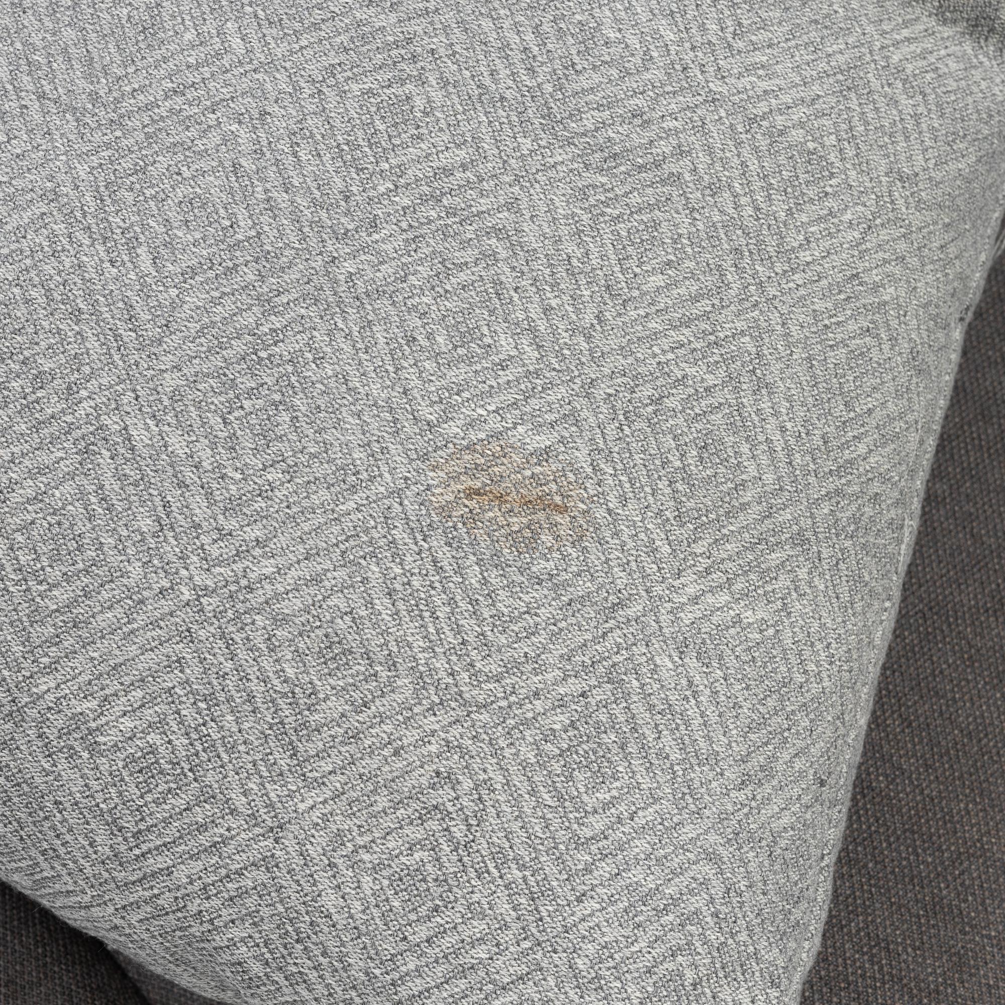 Arild Alnes, 'Everest' sofa, Brunstad, 2017.