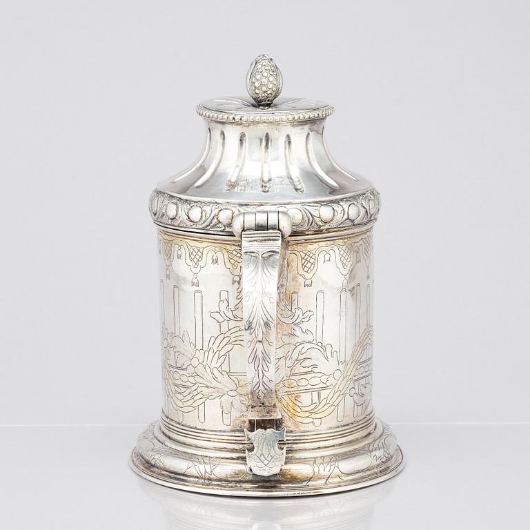 A Swedish 18th century silver tankard, possibly mark of Erik Löfgren (Umeå 1786-1796), 1786.