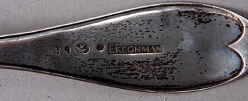 MATSKEDAR, 9 st, silver, mest Söderhamn, bla E. Regnman verksam 1820-1837.