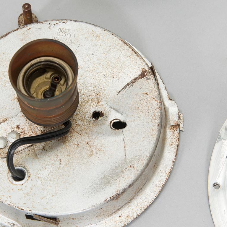 Paavo Tynell, Four mid-20th century '2048' ceiling light for Taito.
