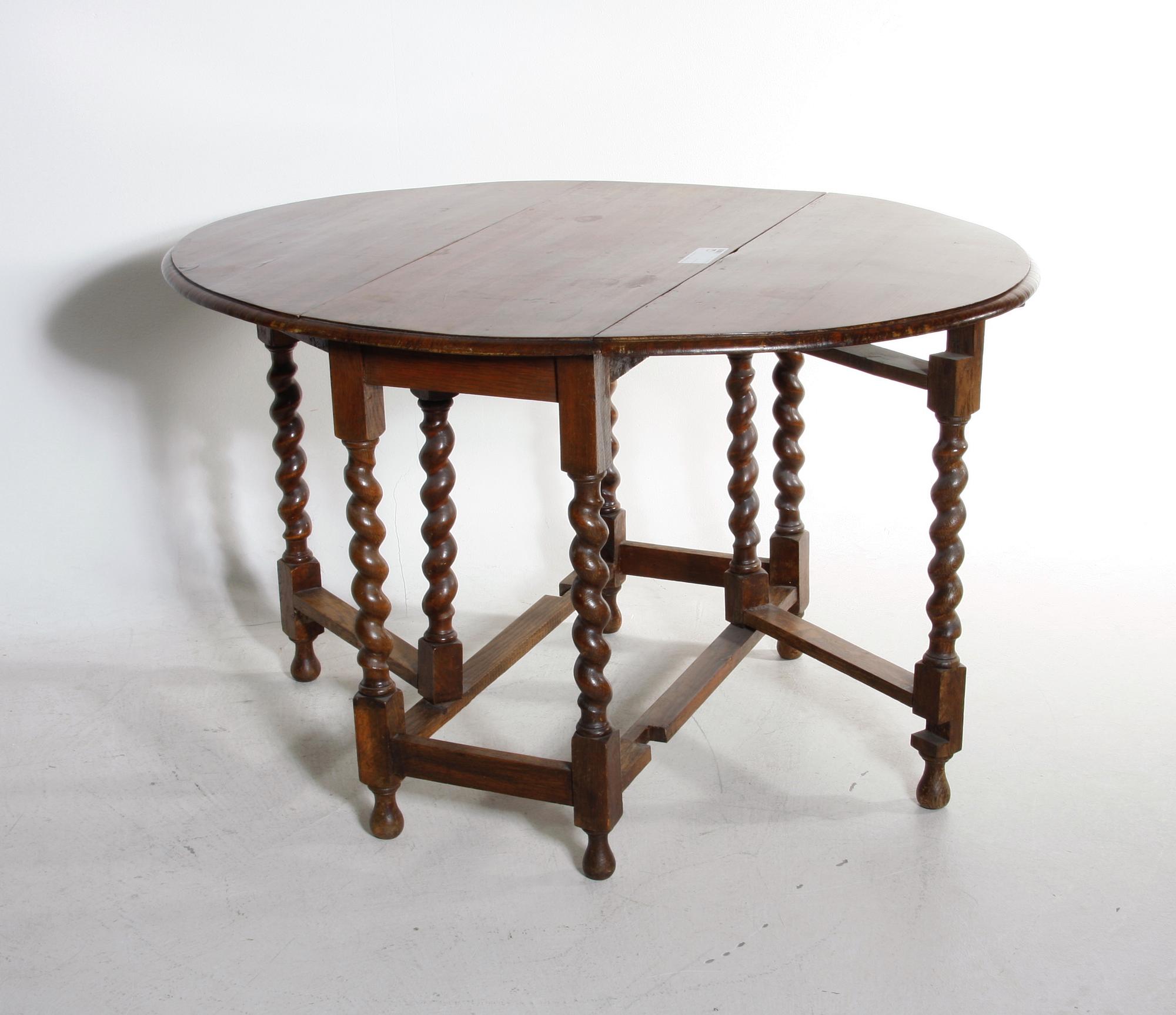 SLAGBORD, Barockstil.