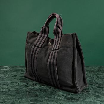 A bag "Fourre Tout", by HERMÈS.