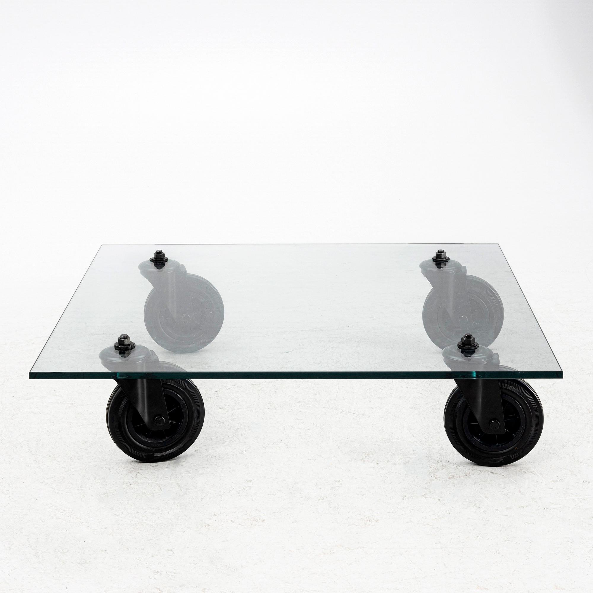 Gae Aulenti, Coffee table, “Tavolo con Ruote”, Fontana Arte, Italy, late 20th/early 21st century.