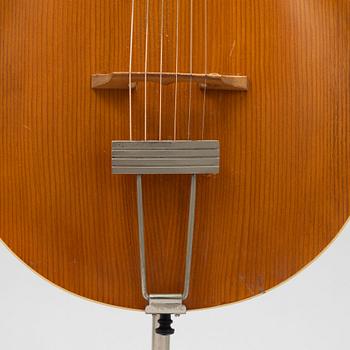 Gibson, "L-1", acoustic guitar, 1912, USA.