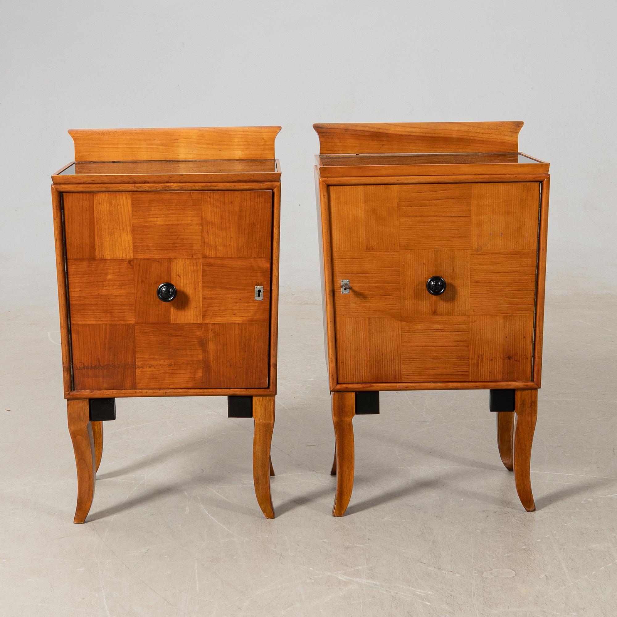 Bed cupboard, a pair, early 20th century.