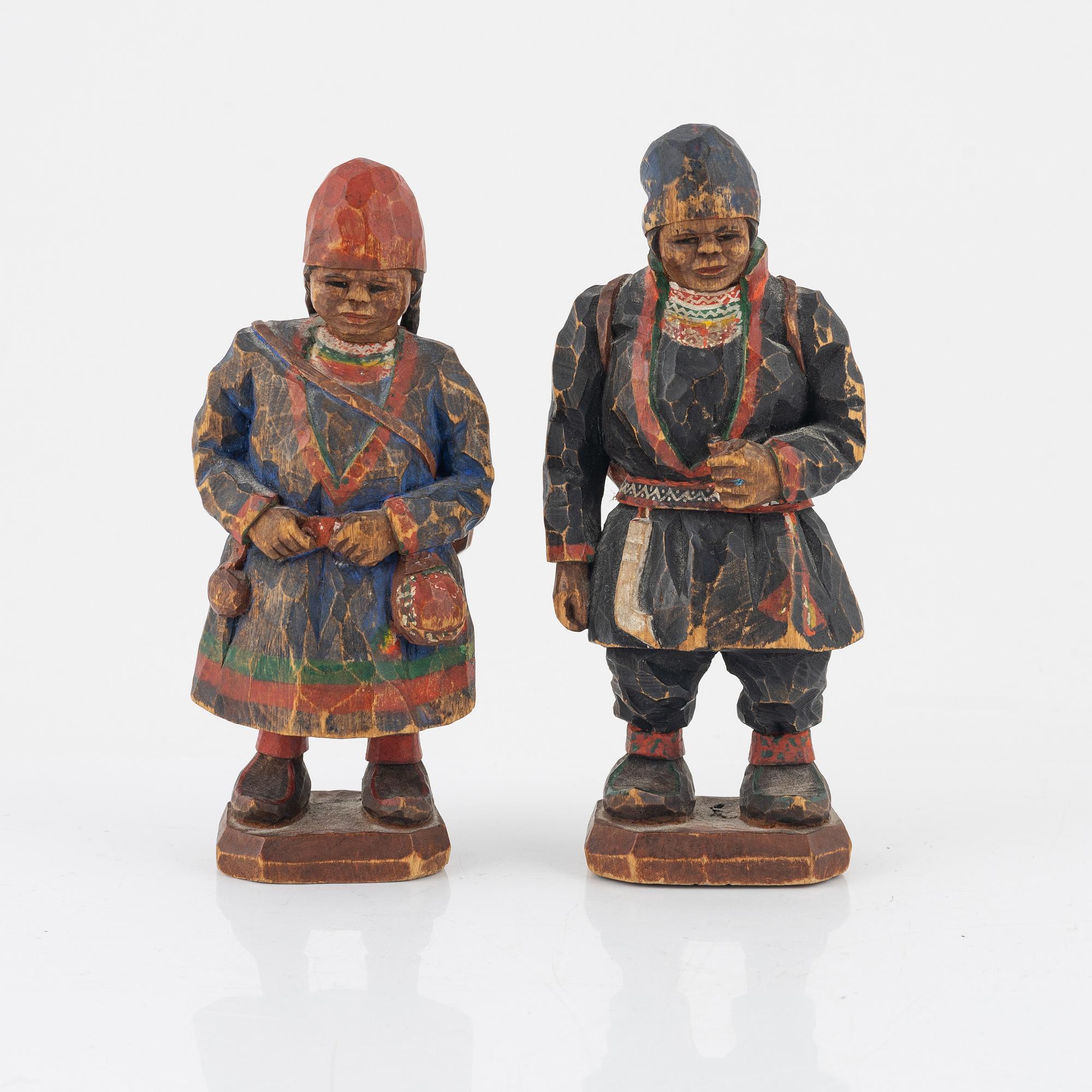 Torborg Lindberg-Karlsson, a pair of figurines, carved and painted wood, signed TL.