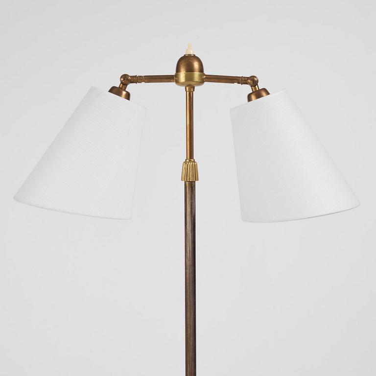 Bertil Brisborg, golvlampa, modell "31874", Nordiska Kompaniet, 1940-50-tal.
