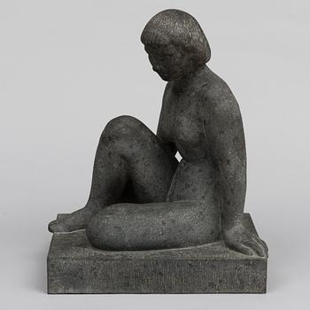 VILJO SAVIKURKI, A GIRL SITTING.