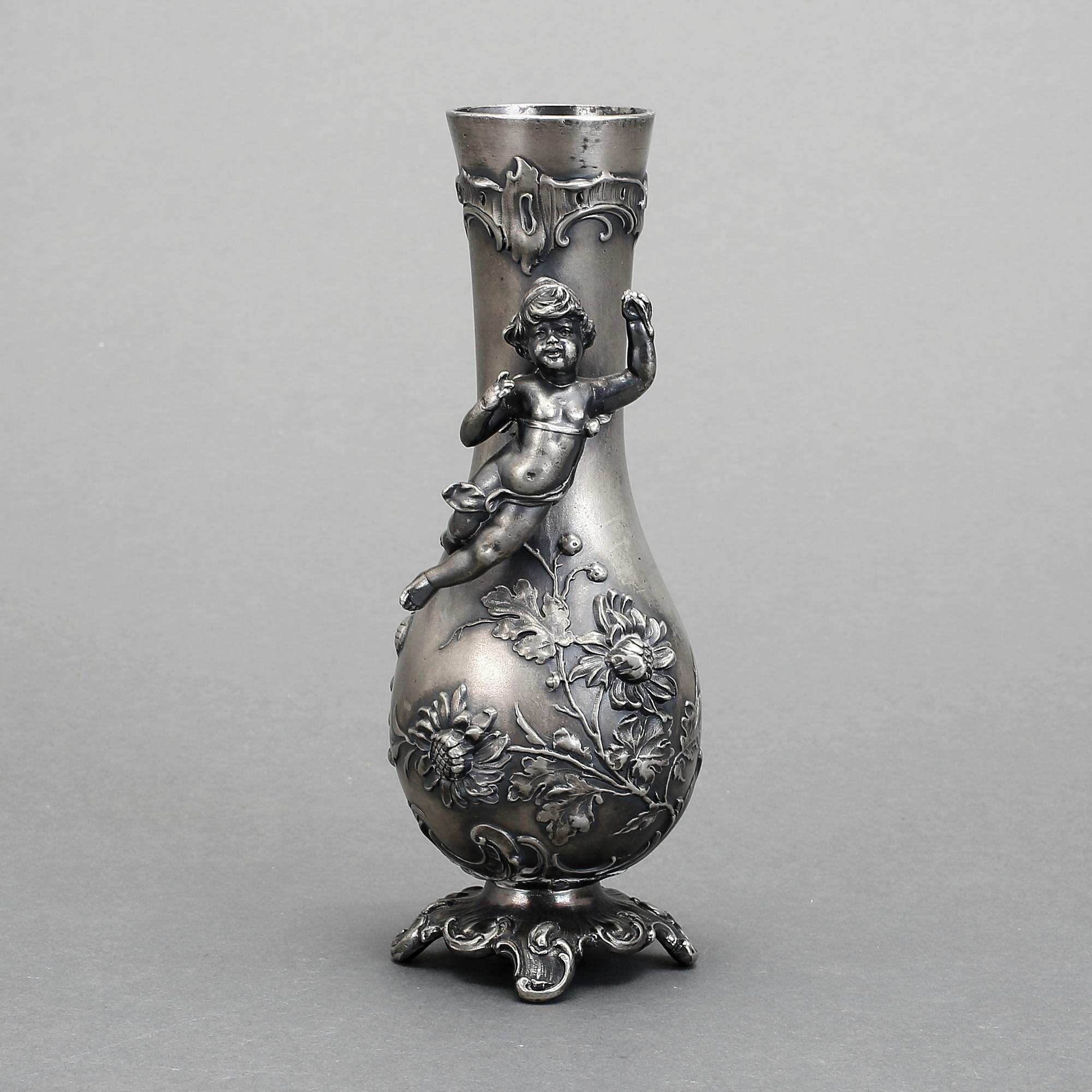 VAS, Wurtembergischee Metallwarenfabrik (WMF), nysilver, Tyskland, 1900-talets första hälft.