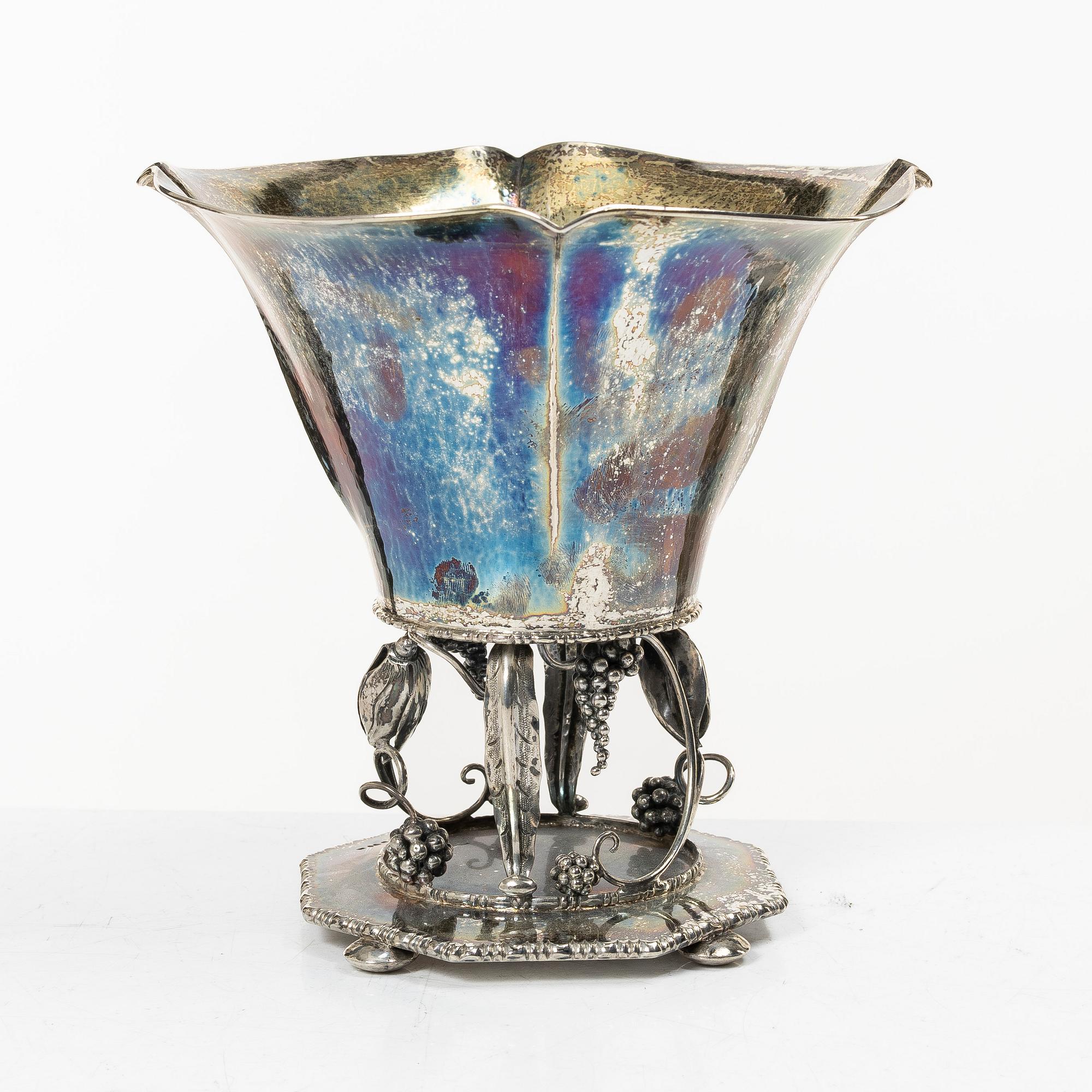 JE Skreij, bowl on foot, silver, Falun 1929.