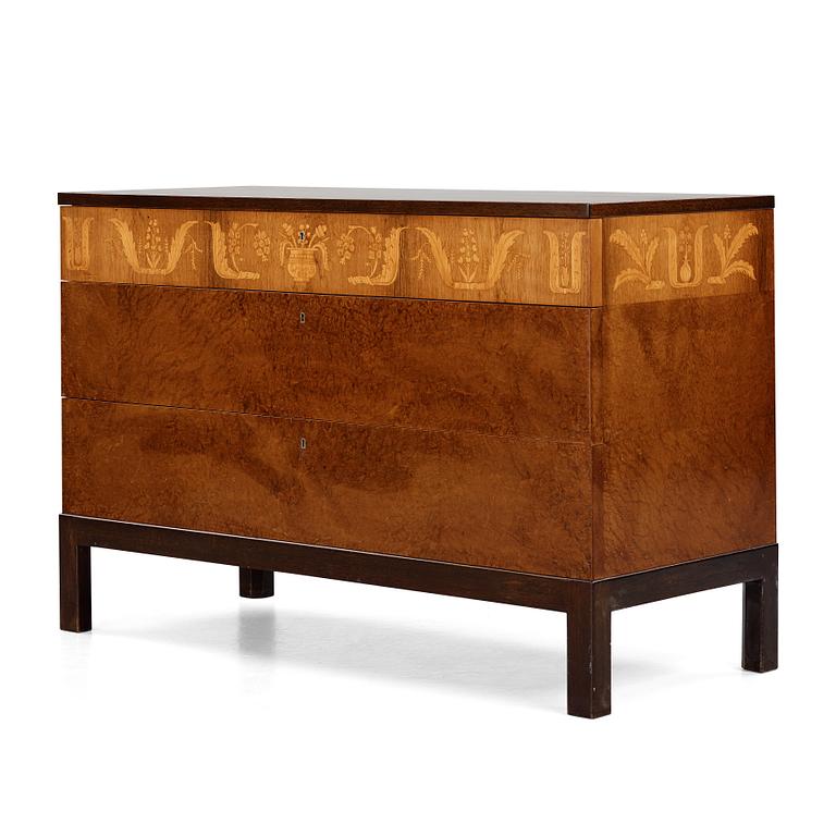 Carl Malmsten, a Swedish Grace chest of drawers, Svensk Hemslöjd, 1930s.