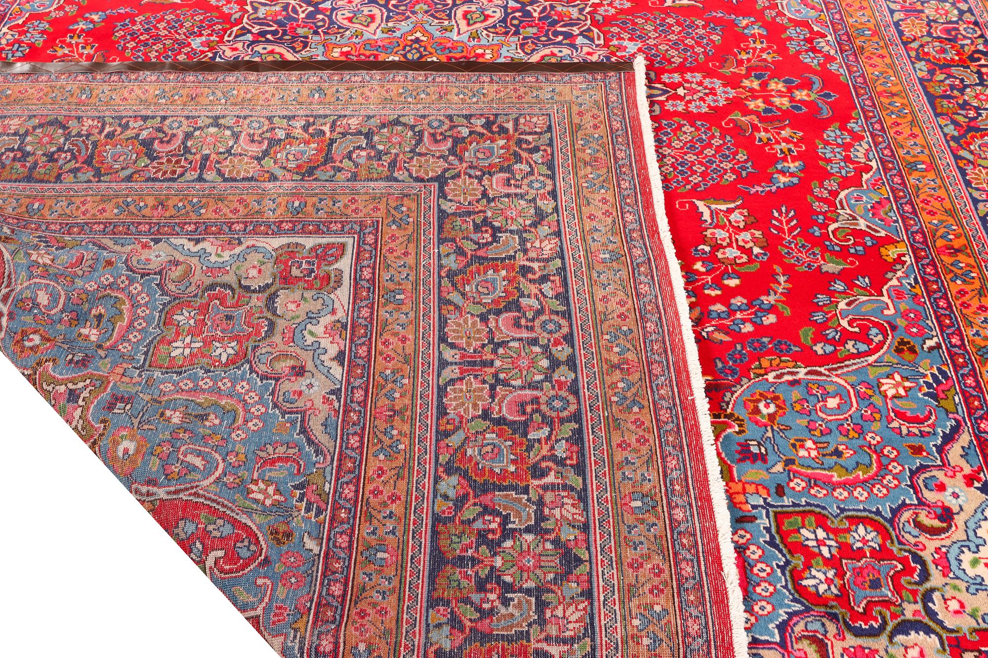 A Najafabad carpet, c. 390 x 302 cm.