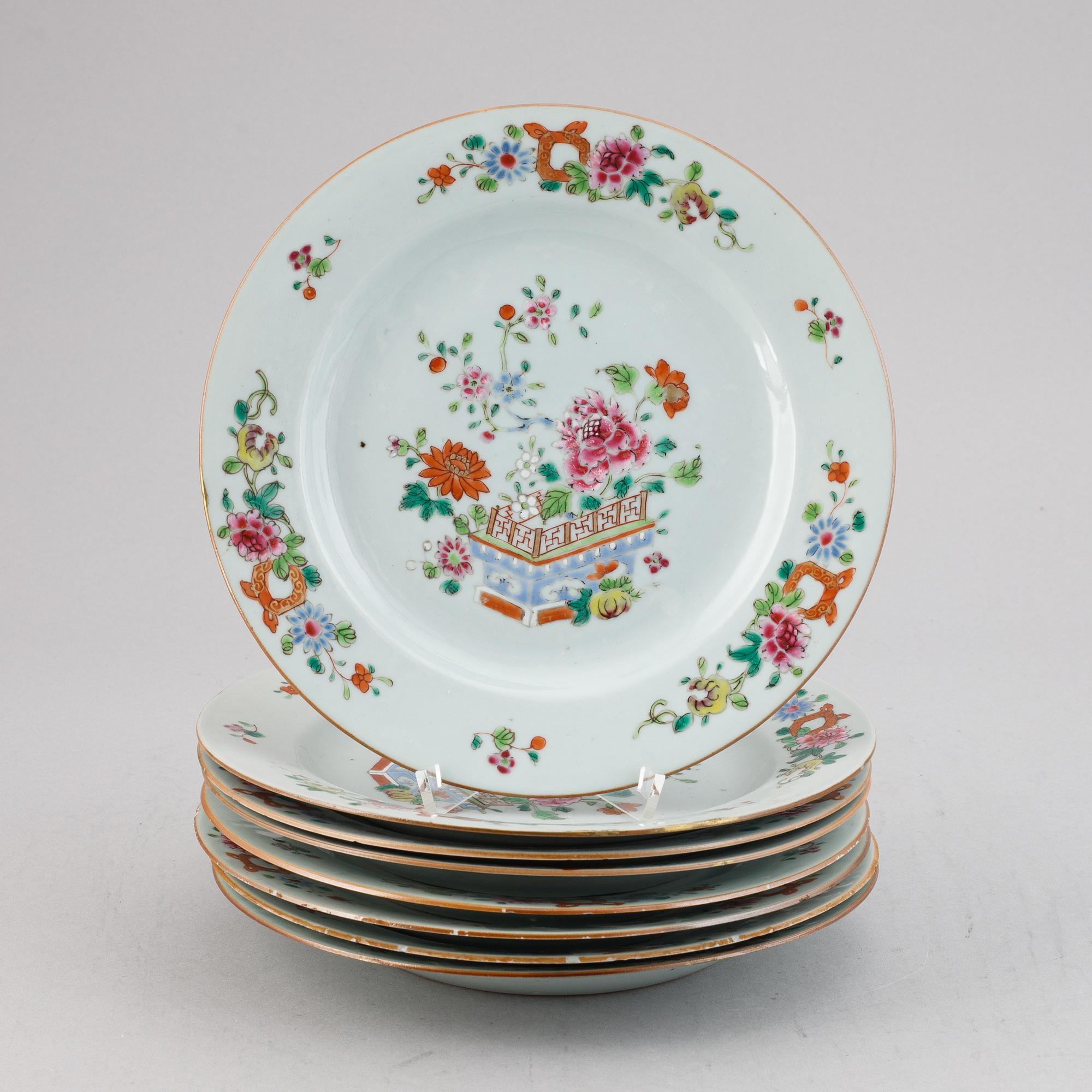Eight famille rose export porcelain plates, Qing dynasty, Qianlong (1736-95).