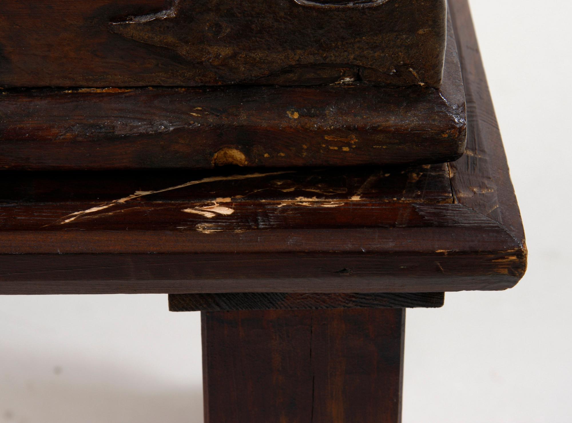 KISTA PÅ BENSTÄLLNING, delvis 1700/1800-tal.