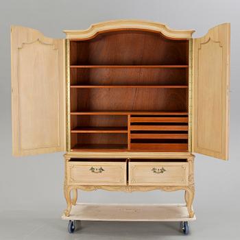 MATSALSGRUPP, 8 delar. Rokokostil, 1900-talets andra hälft.