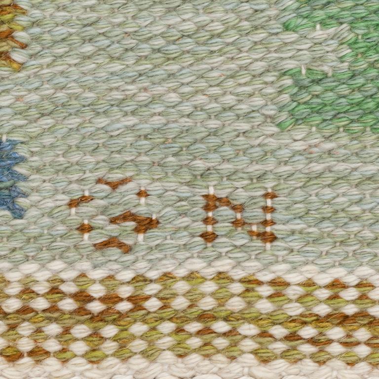 MATTO, flat weave, ca 306 x 202 cm, signed GN. Sweden, first half of the 20th century.