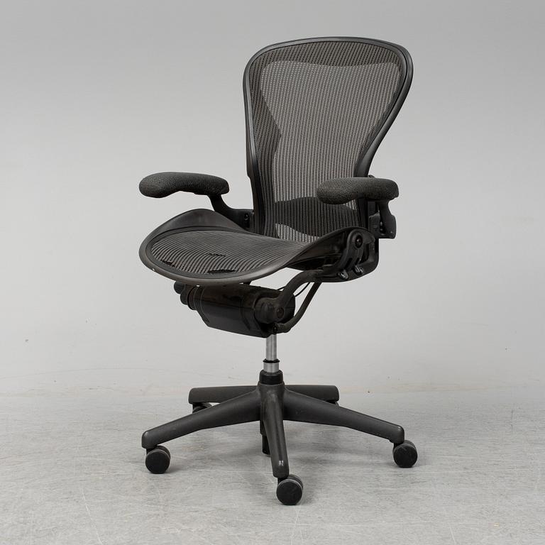 DON CHADWICK / BILL STUMPF, skrivbordsstol, "Aeron", Herman Miller, 1990/2000-tal.