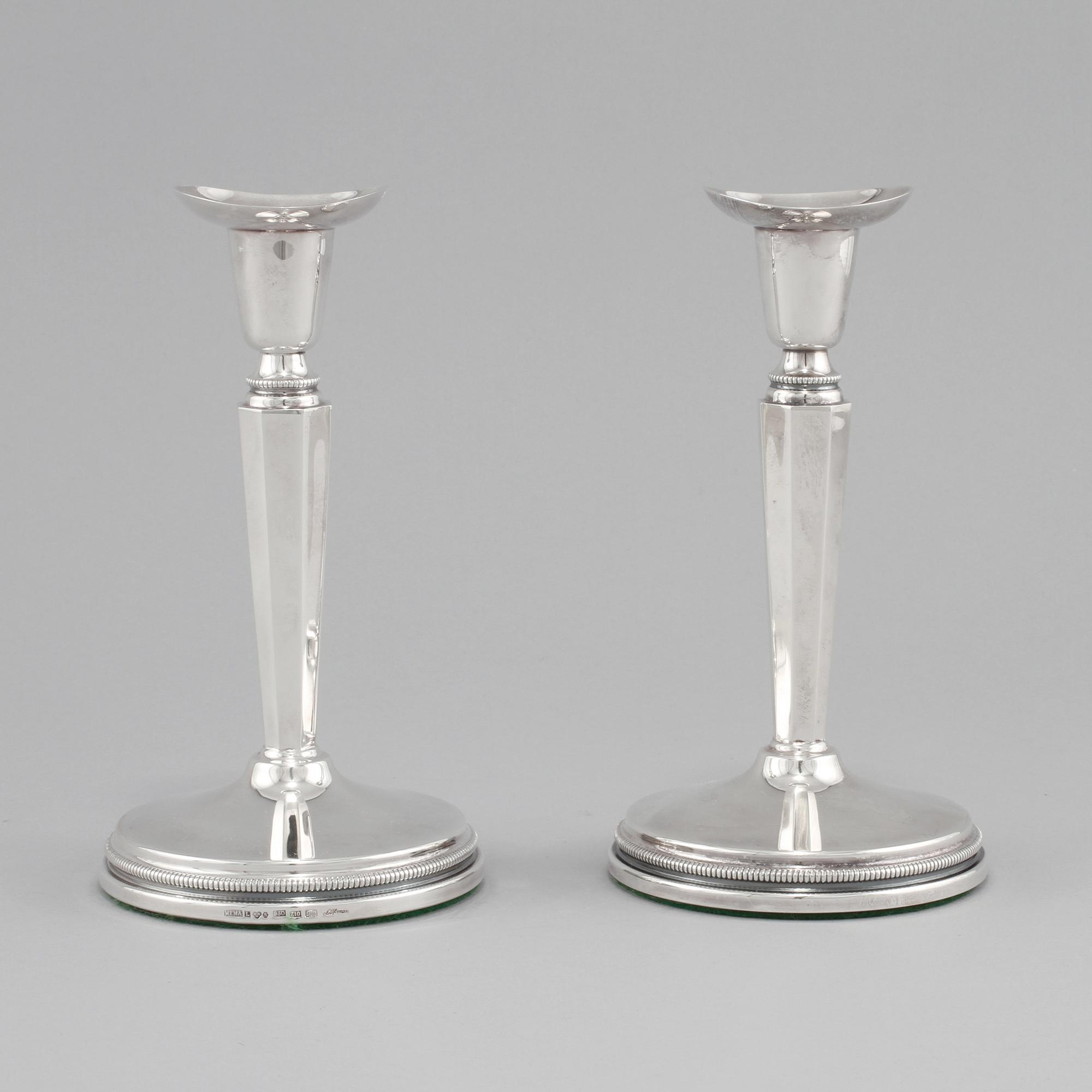 LJUSSTAKAR, ett par, silver, Eric Löfman, MEMA, Linköping, 1998.