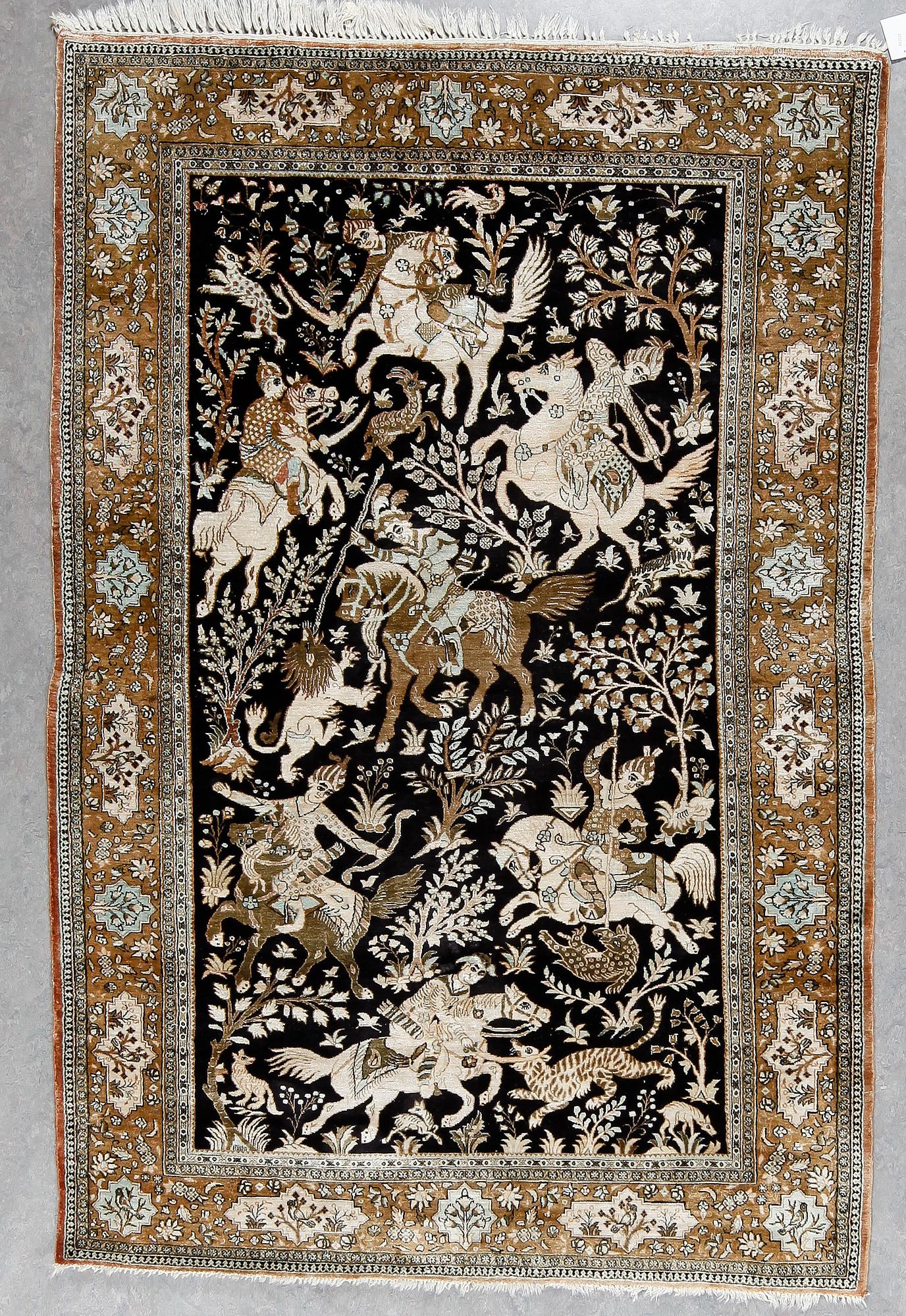 MATTA, old silke Ghom figural, ca 204x136 cm.