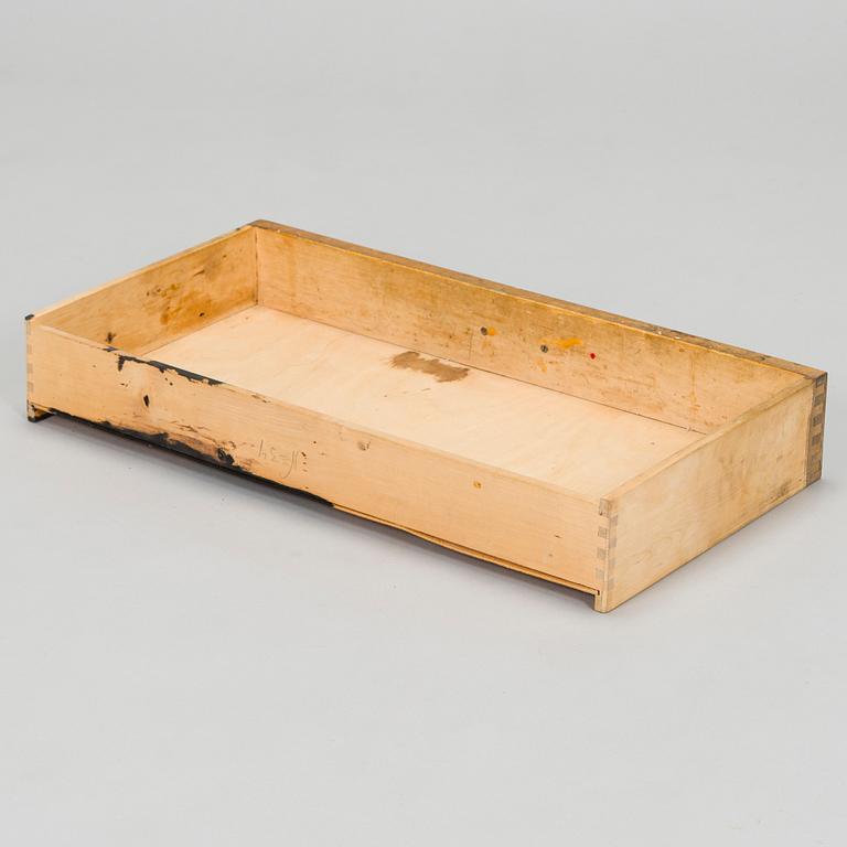Alvar Aalto, an early 1930s '87' table for O.Y. Huonekalu- ja Rakennustyötehdas A.B.