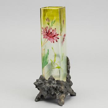 A possibly Gräflich Harrch'se glasfabrik Art Nouveau glass vase.