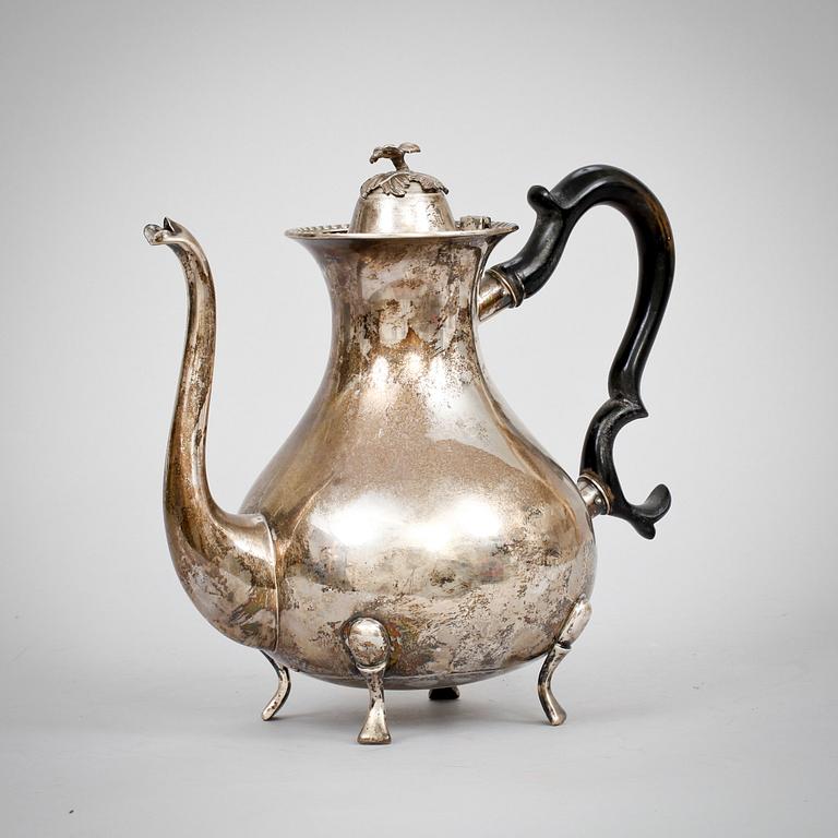 KAFFEKANNA, silver, Sam Pettersson, Norrköping 1908. Vikt c:a 800 g.