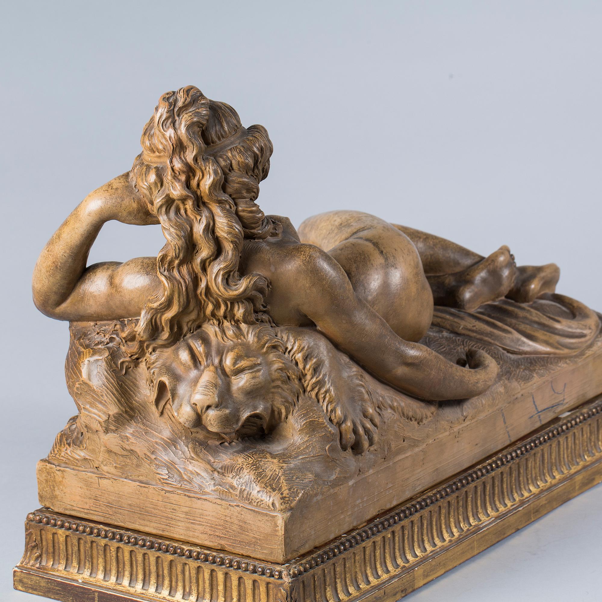 SKULPTUR, gjuten terracotta.