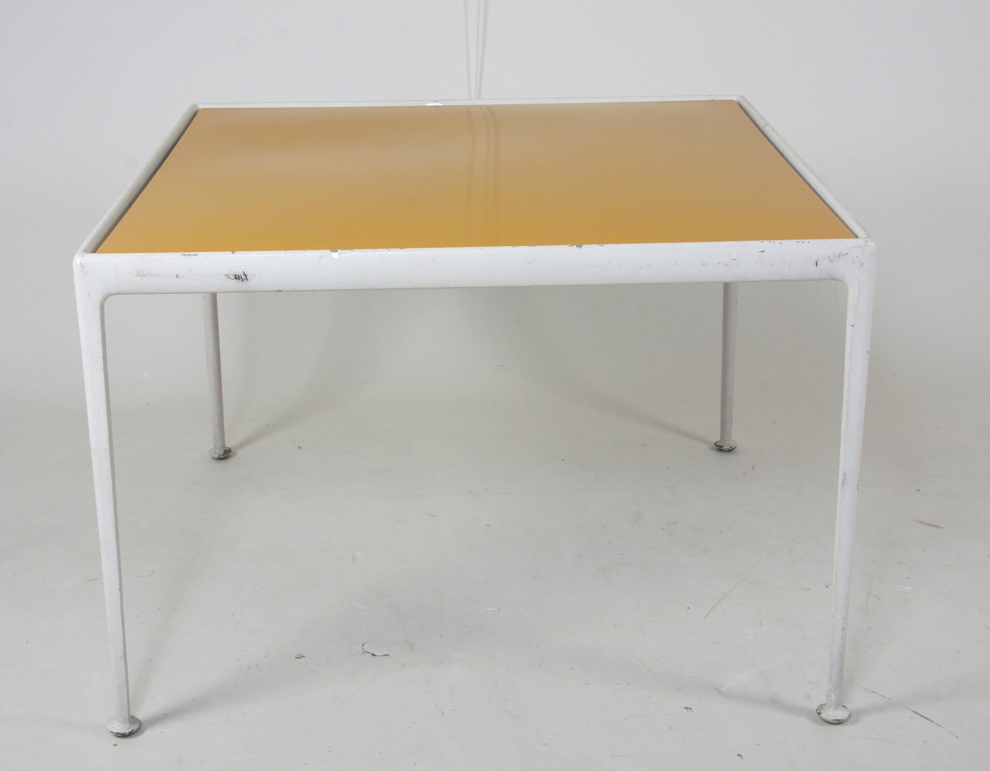 BORD, Rickard Schultz för Knoll International.