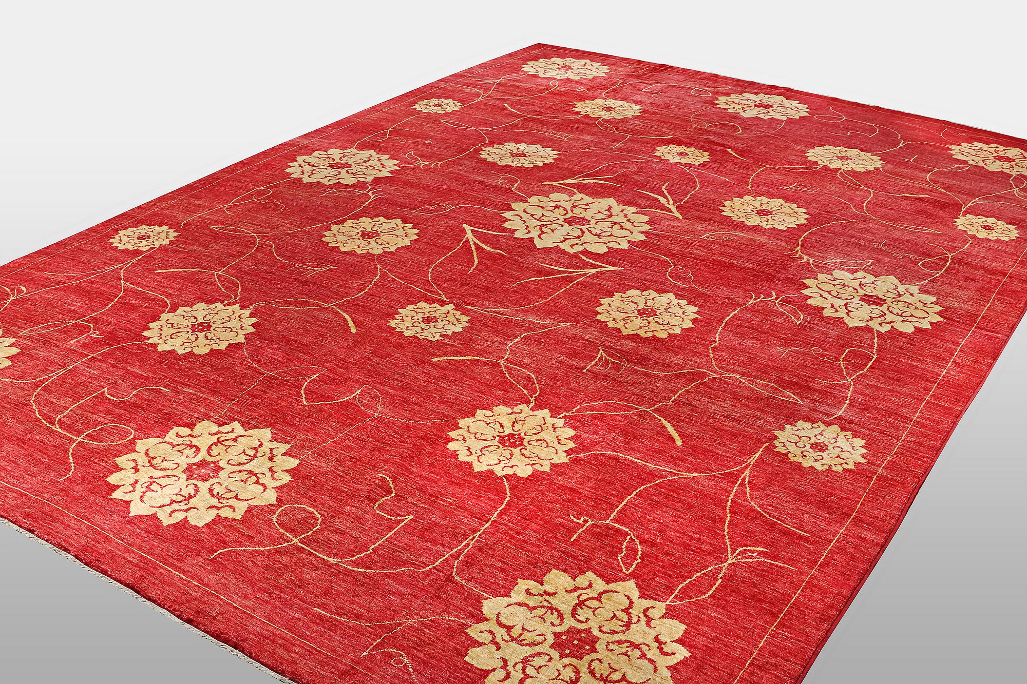 A carpet, Zieglar design, ca 524 x 367 cm.