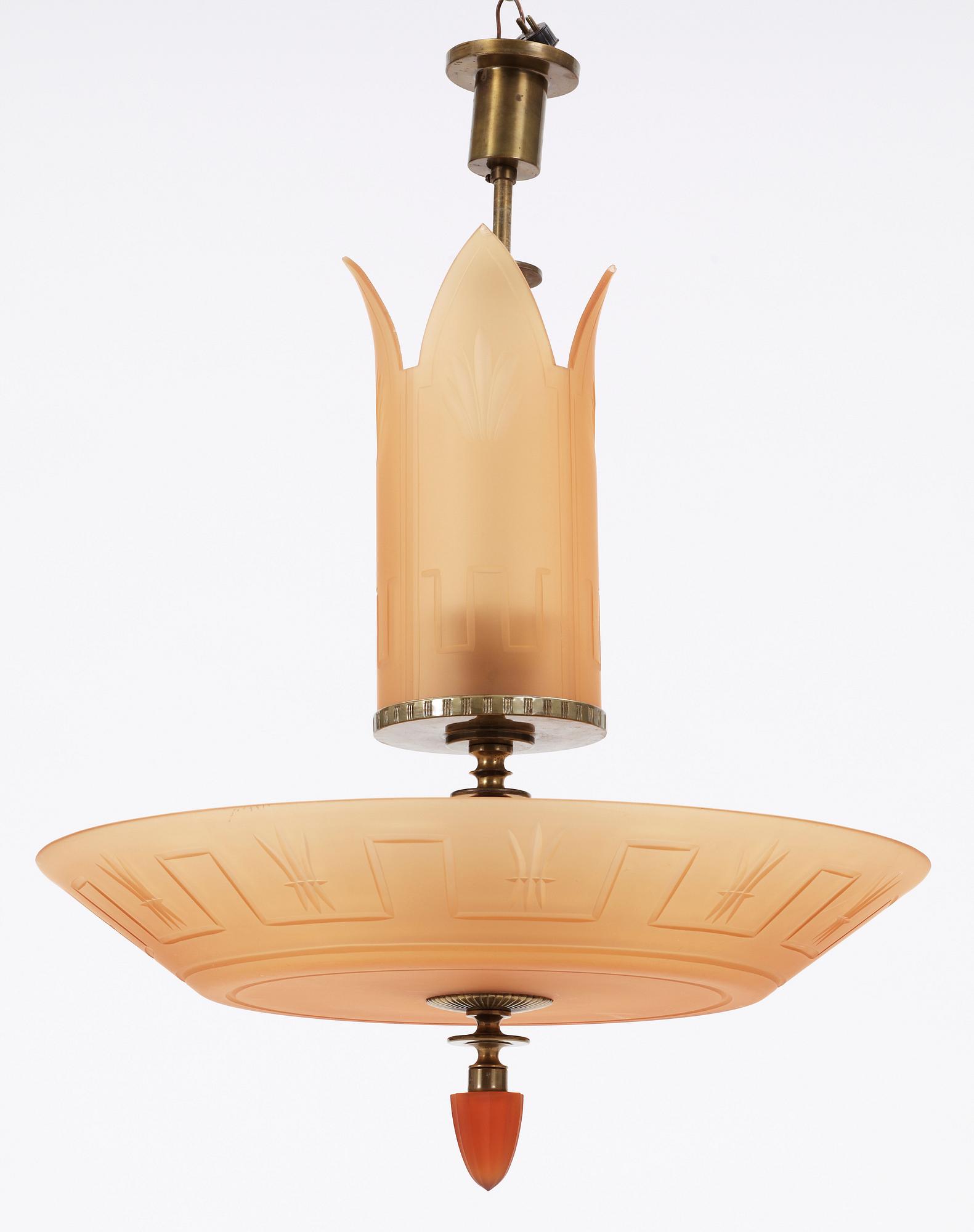 TAKLAMPA, glas, troligen Simon Gate, Böhlmarks, 1930-tal. H 70.
