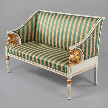 SOFFA, sengustaviansk stil, omkring sekelskiftet 1800/1900.