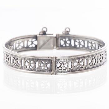 ARMBAND, silver.  Åbo 1970.