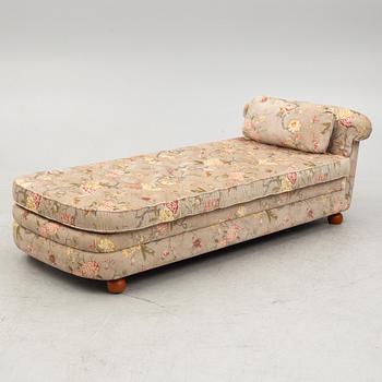 Josef Frank, couch/dagbädd, modell 775, Firma Svenskt Tenn, 2021.