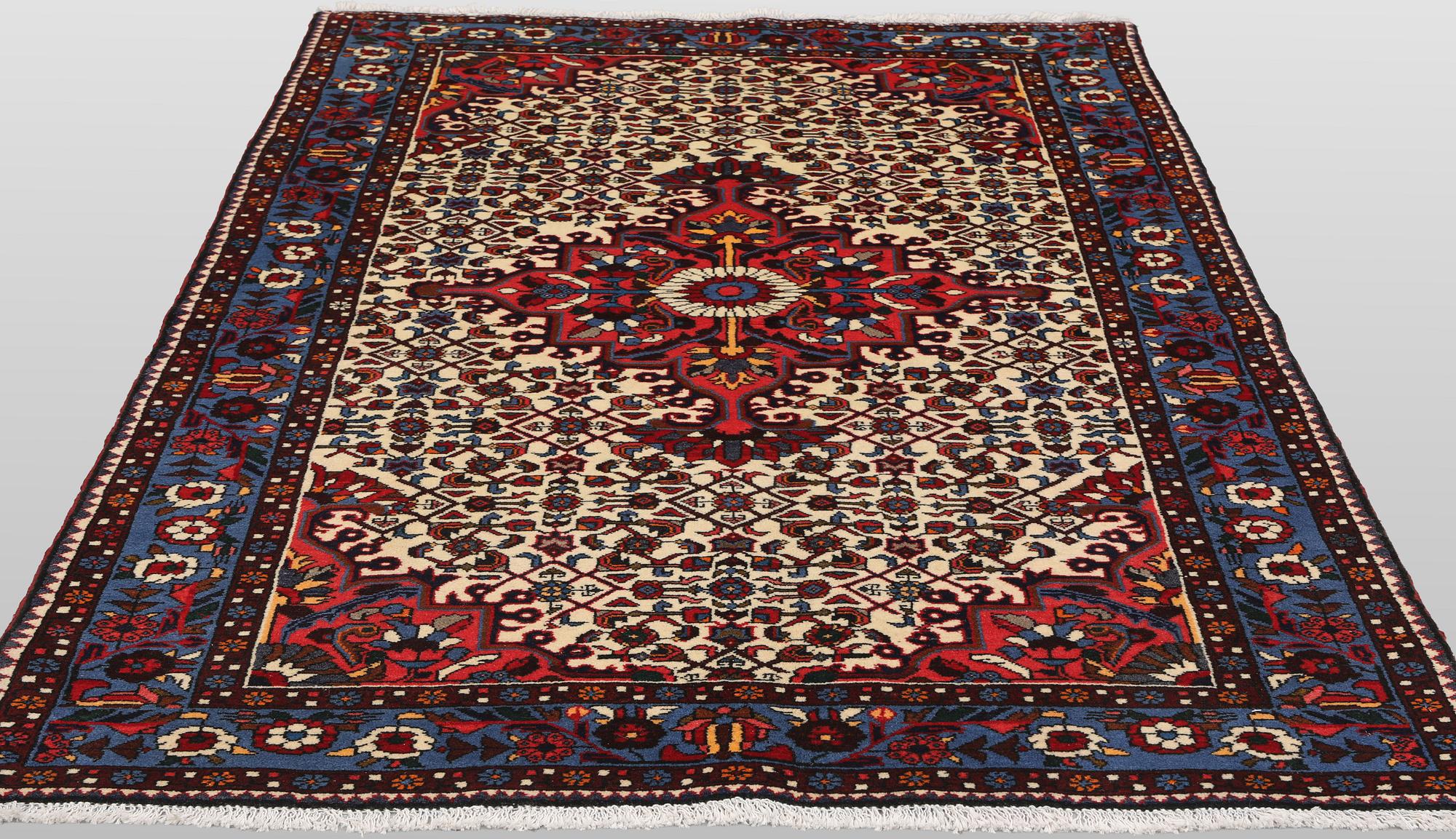 A Rudbar carpet, 200 x 129 cm.