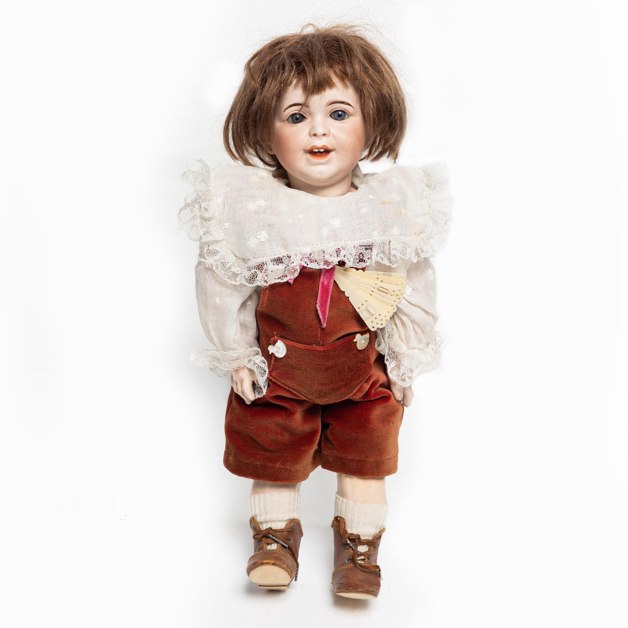 Doll, S.F.B.J 236, Paris 1910s.