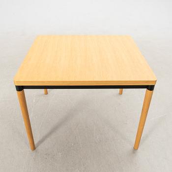 Matbord, "DoubleUp", Michael H. Nielsen, Danmark, 2000-tal.