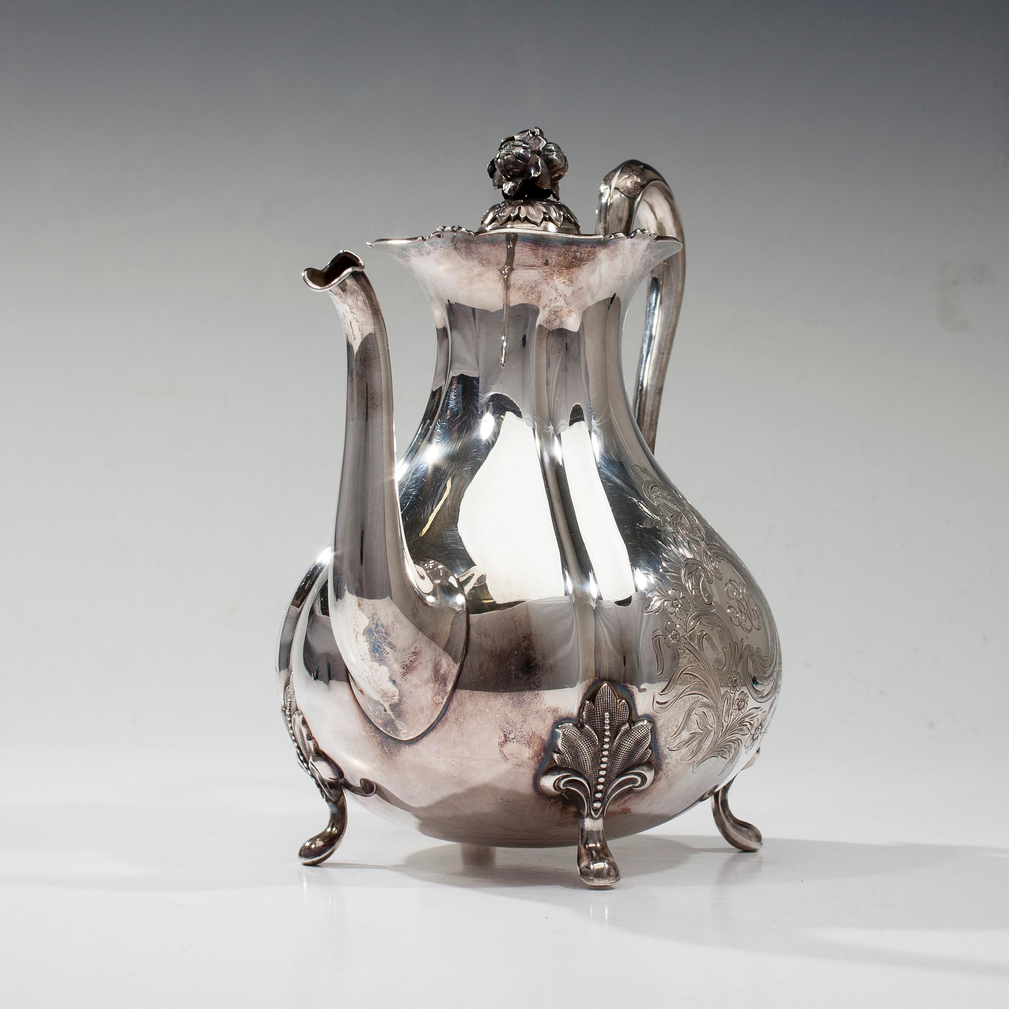 KAFFESERVIS, 3 delar, silver, Auran Kultasepät, Åbo 1915-1916. Tot. vikt ca 1290 g.