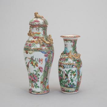 LOCKURNA samt VAS, porslin, Kanton, Kina, tidigt 1900-tal.